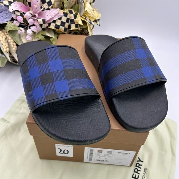 Men’s Burberry rubber pool, slides size 46 made in Italy - Picture 1 of 9